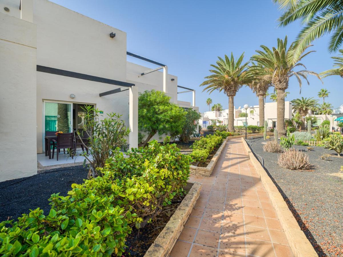 Moderno Apartamento con piscina en Corralejo Exterior foto