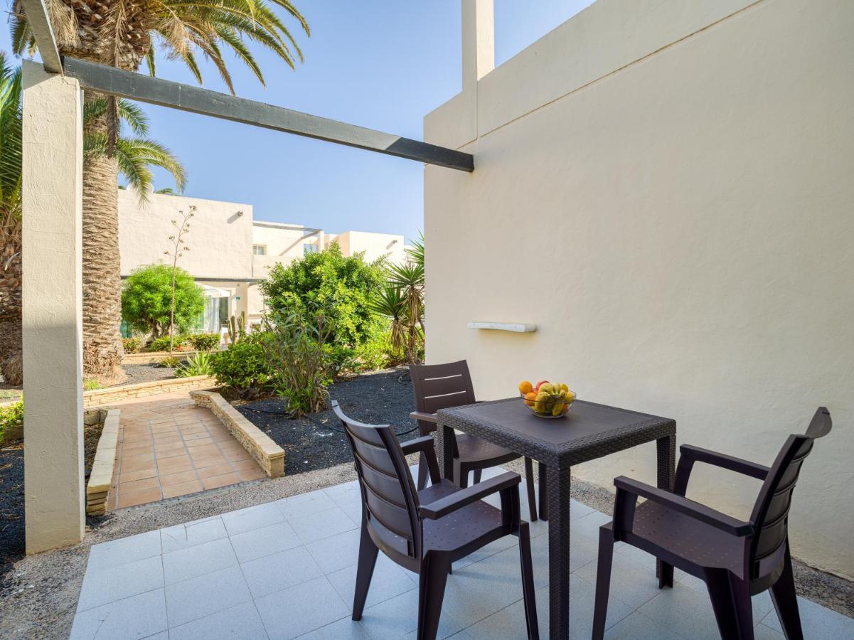 Moderno Apartamento con piscina en Corralejo Exterior foto